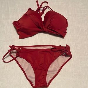 NEW. Two piece swimwear